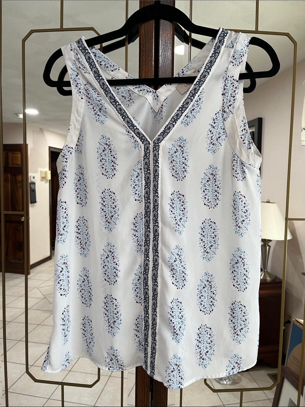 LOFT White Sleeveless V-Neck Printed Tank with Navy Trim